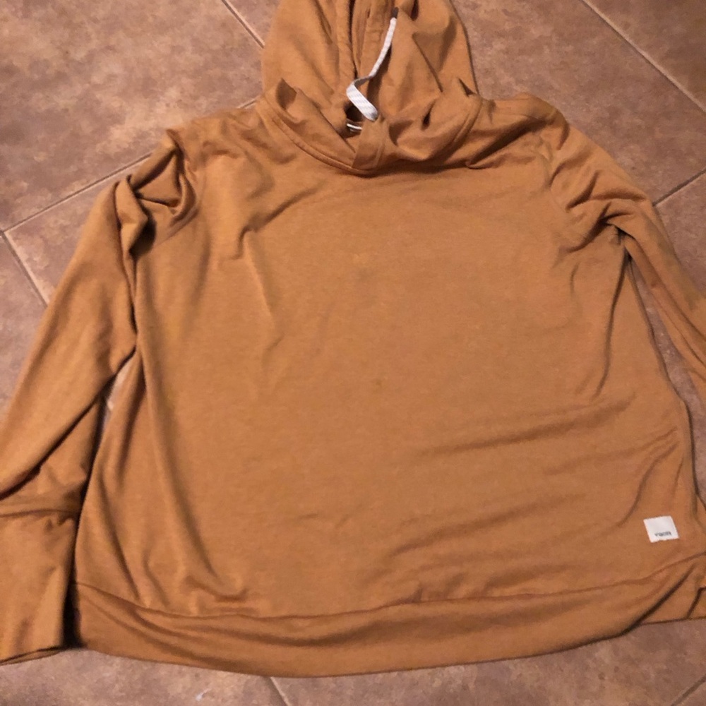 Vuori Women’s Performance Hoodie